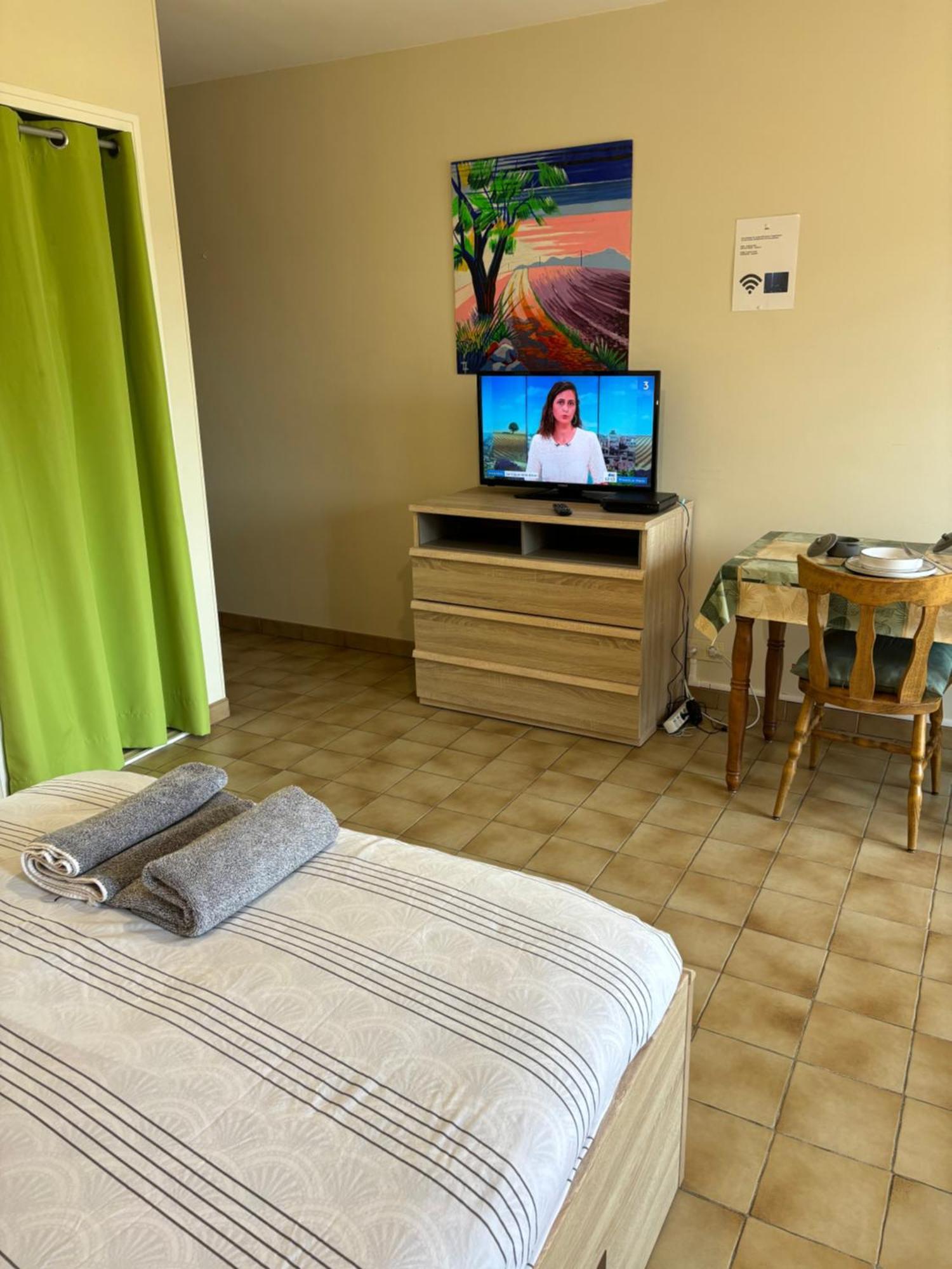 Appartement - Les Jardins De Cybele - Gréoux-les-Bains Kültér fotó